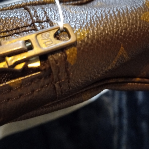 Vintage Louis Vuitton Trousse 28 - Picture 4 of 10